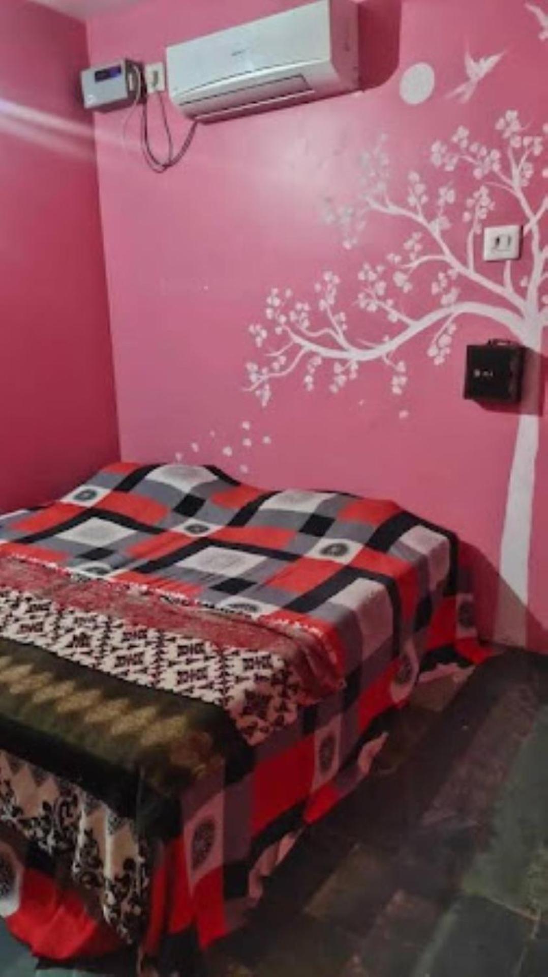 Hotel Chandan,Μπουμπάνεσβαρ Εξωτερικό φωτογραφία